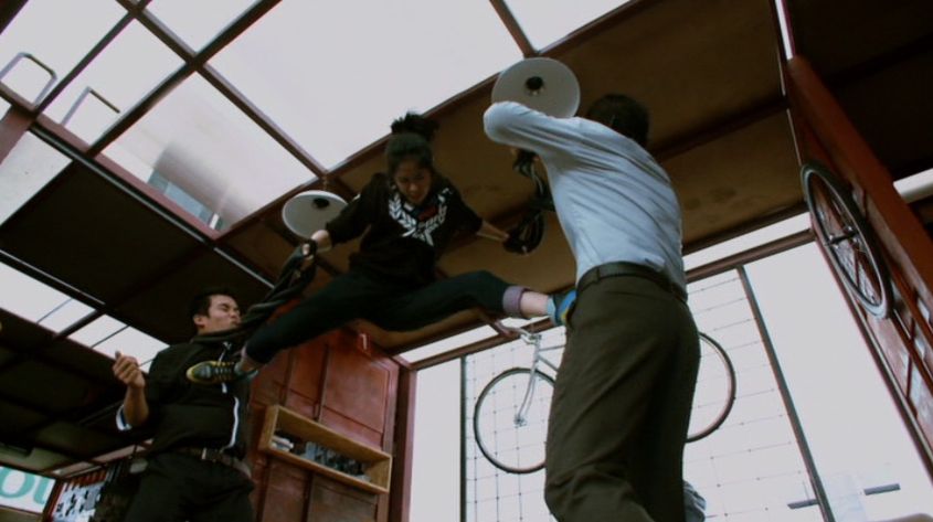 this girl is badass 2.jpg